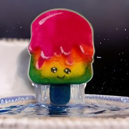 Cutie pop bath bomb