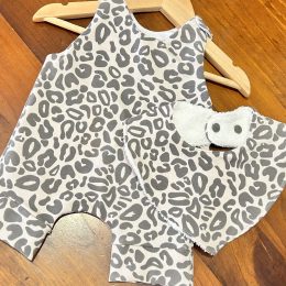 Baby overall and bib set