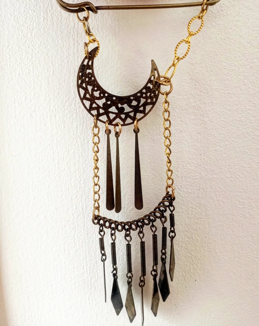 Gypsy Moon Brooch - Image 4